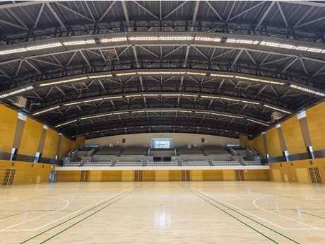 駒沢オリンピック公園総合運動場 屋内球技場 東京都世田谷区駒沢公園１